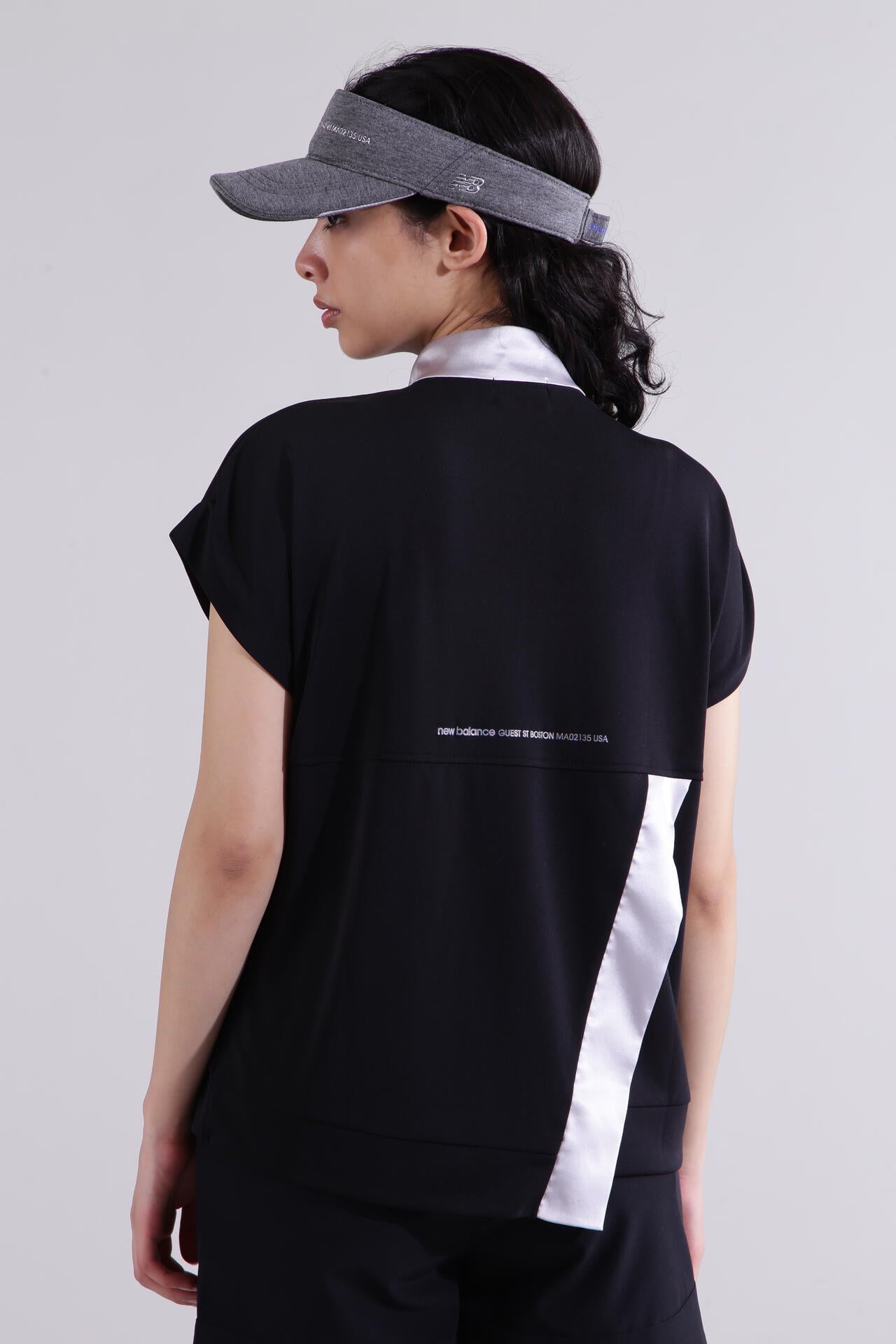 【直営店舗限定】ラップバック ハーフジップ プルオーバー (WOMENS)