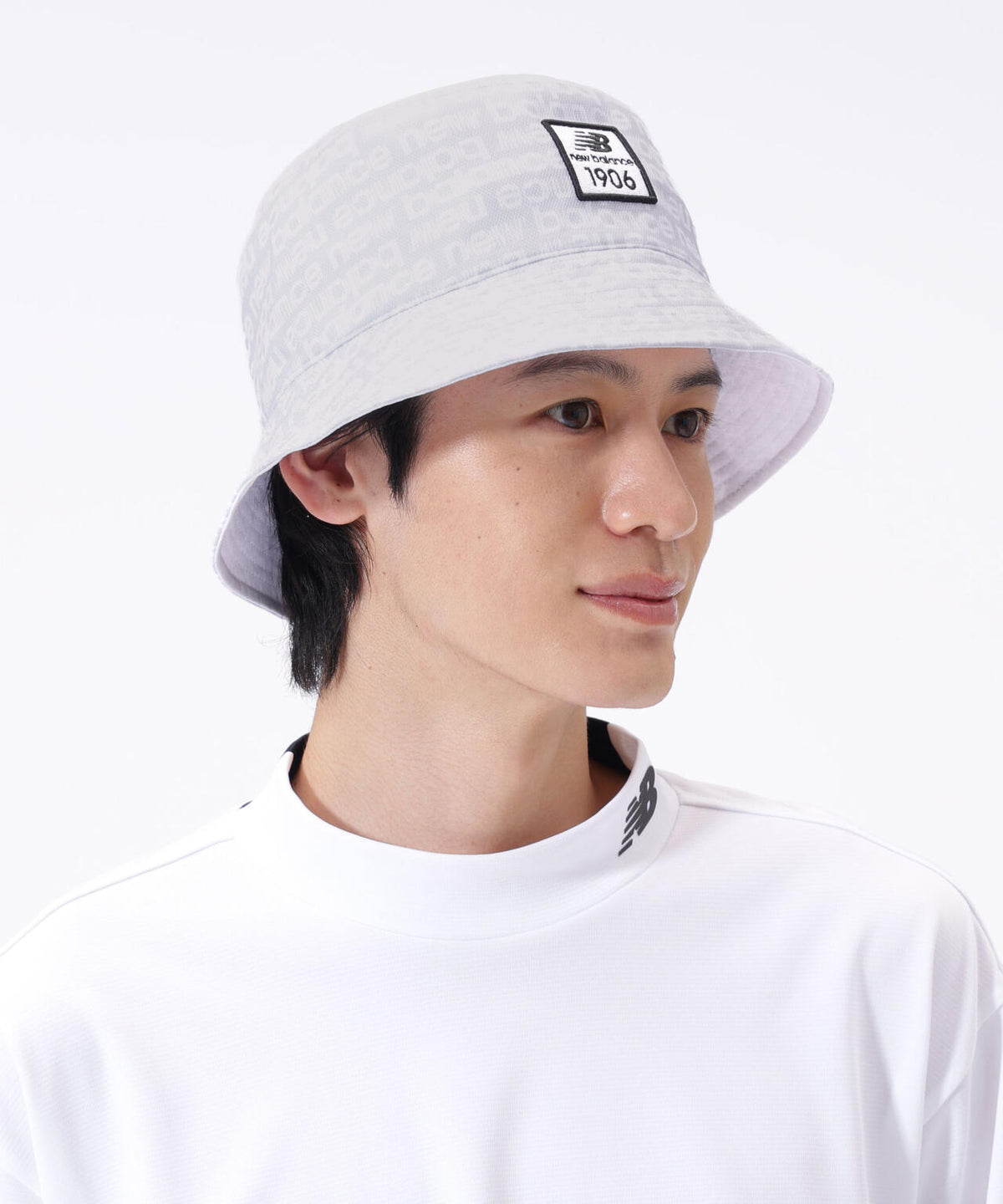 Height: 185cm Chest: 81cm Waist: 68cm Hips: 90cm 着用サイズ:FR