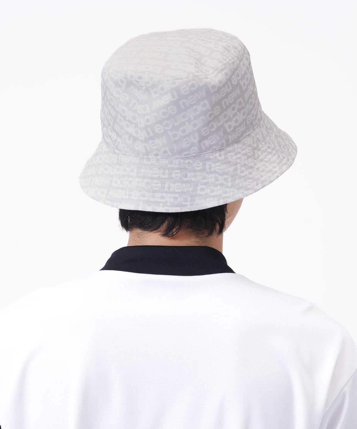 Height: 185cm Chest: 81cm Waist: 68cm Hips: 90cm 着用サイズ:FR