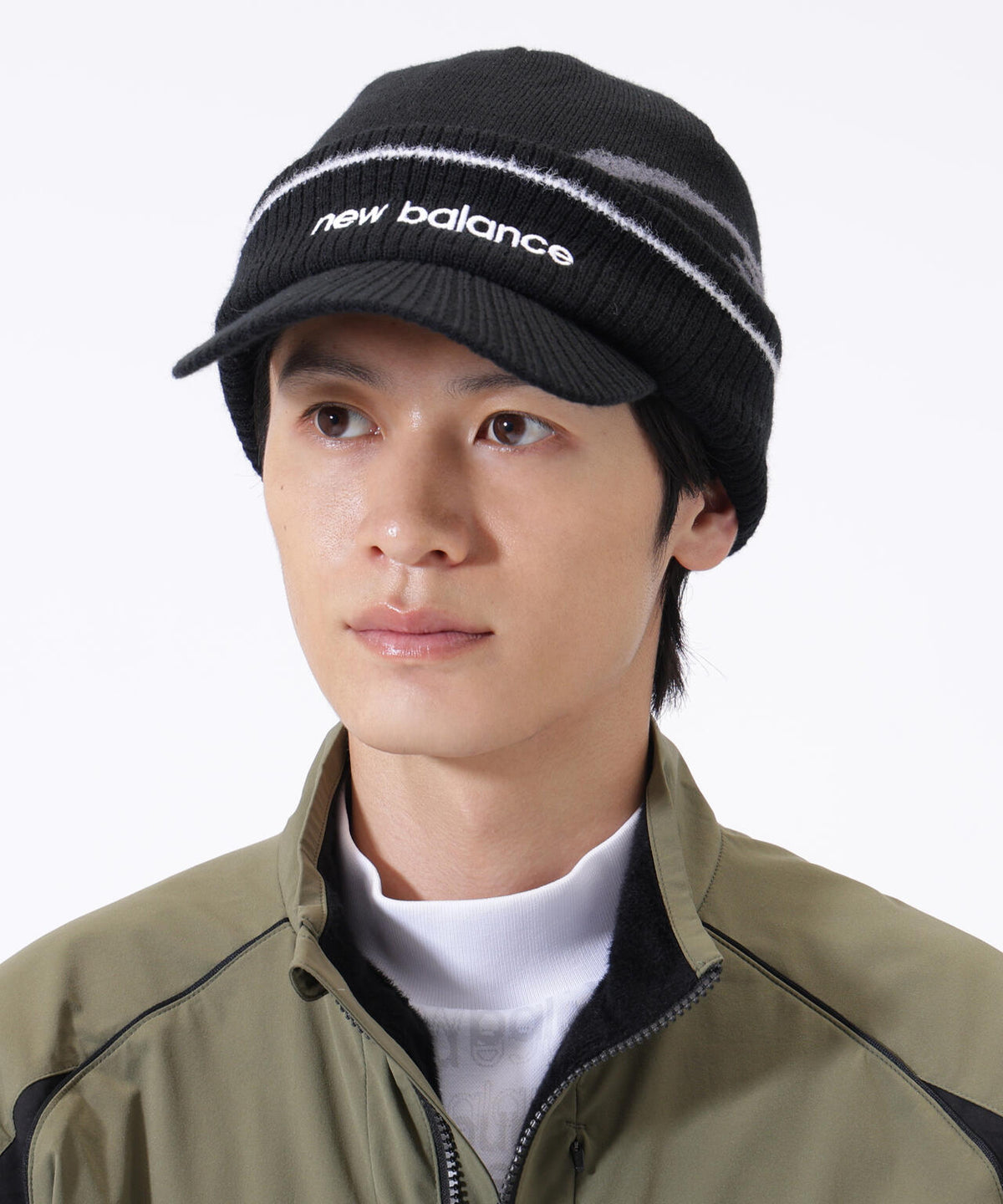 Height: 185cm Chest: 81cm Waist: 68cm Hips: 90cm 着用サイズ:FR