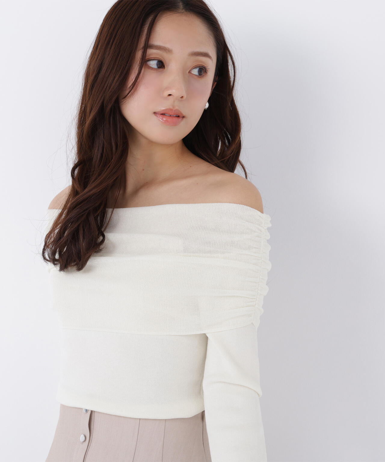 オフショルコンパクトニット