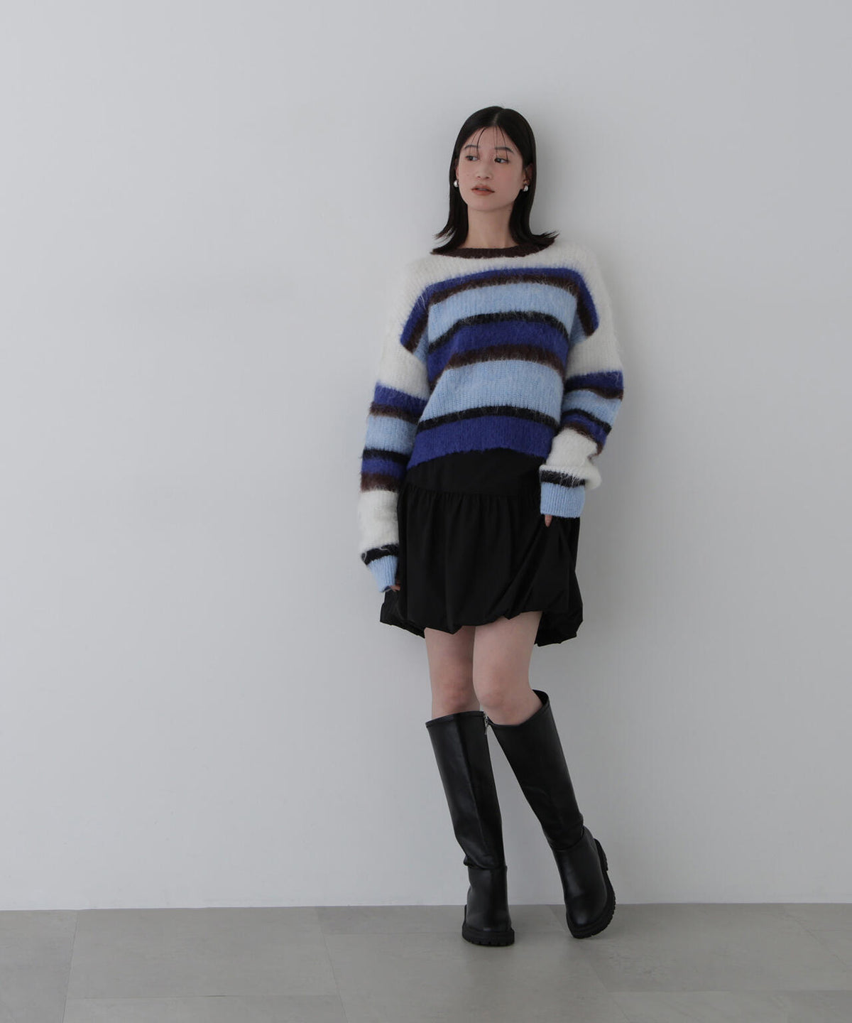 身長168cm B82 W59 H88 着用サイズ:M