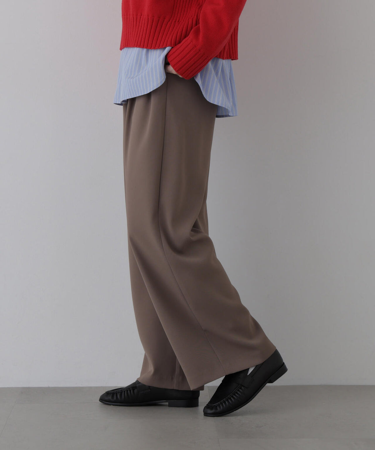 身長168cm B82 W59 H88 着用サイズ:M