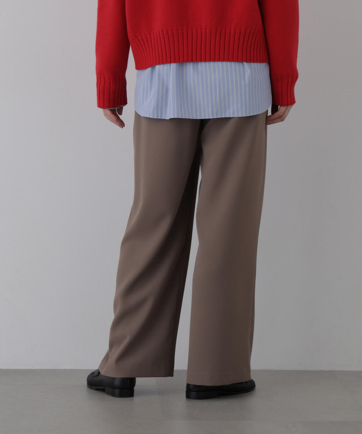 身長168cm B82 W59 H88 着用サイズ:M