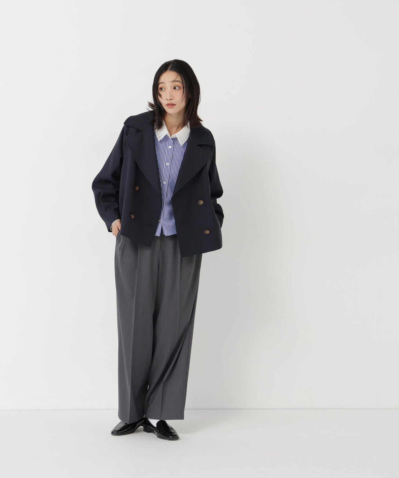 <ちょうど、いい服>「おはよう」から「おつかれさま」まで。 毎日ハーフトレンチ