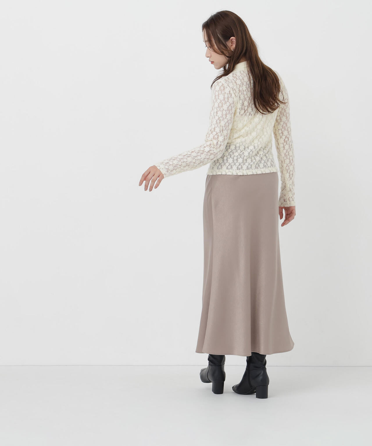 167cm 着用サイズ:FR