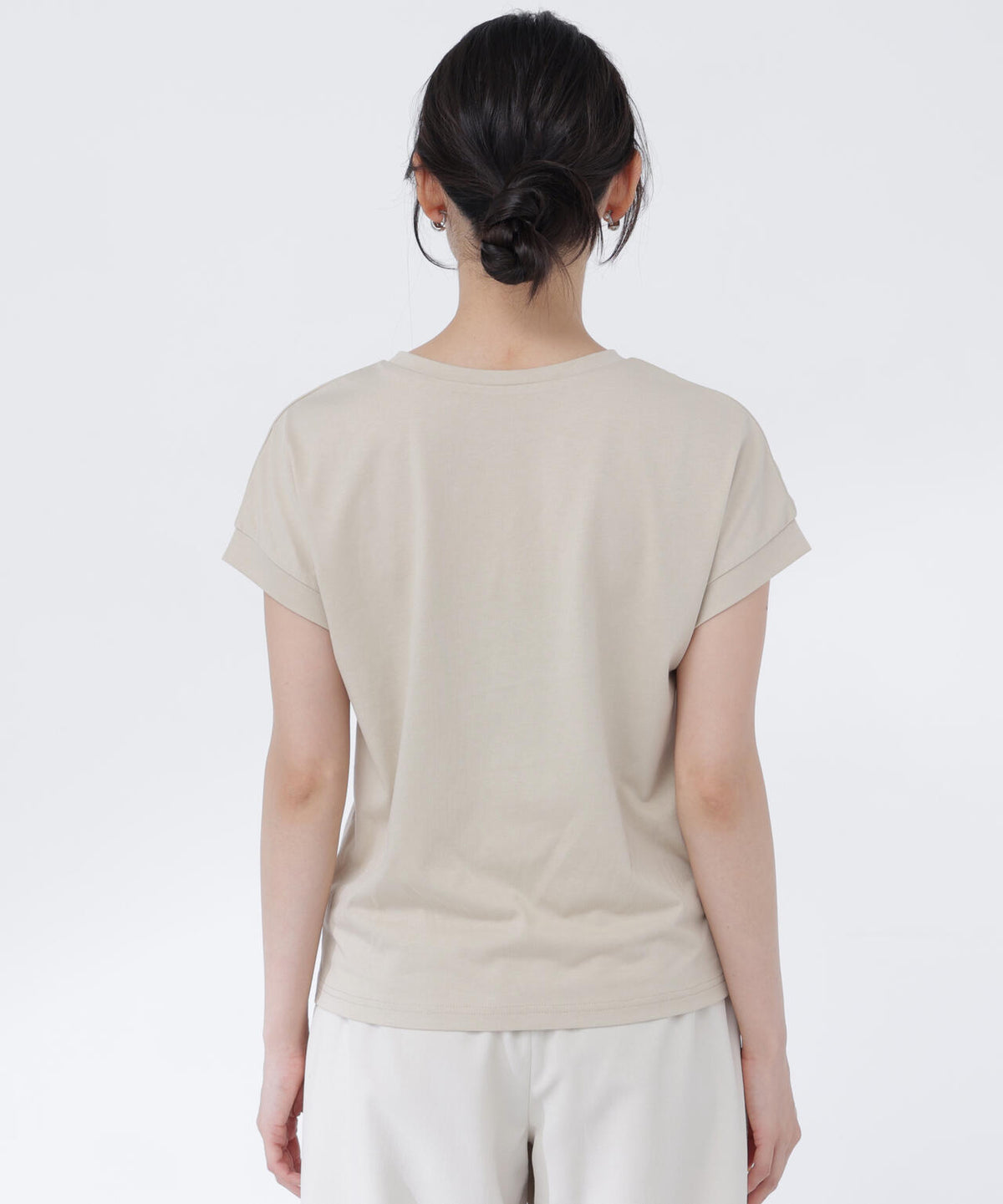 165cm 着用サイズ:FR