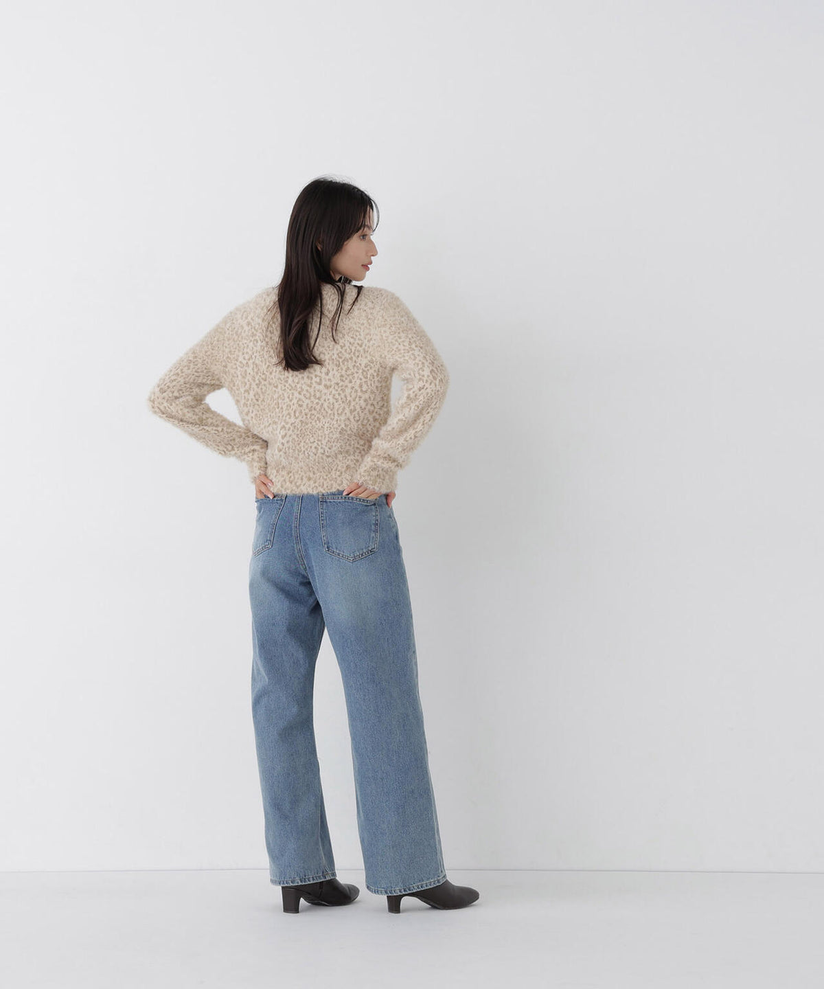 165cm 着用サイズ:FR