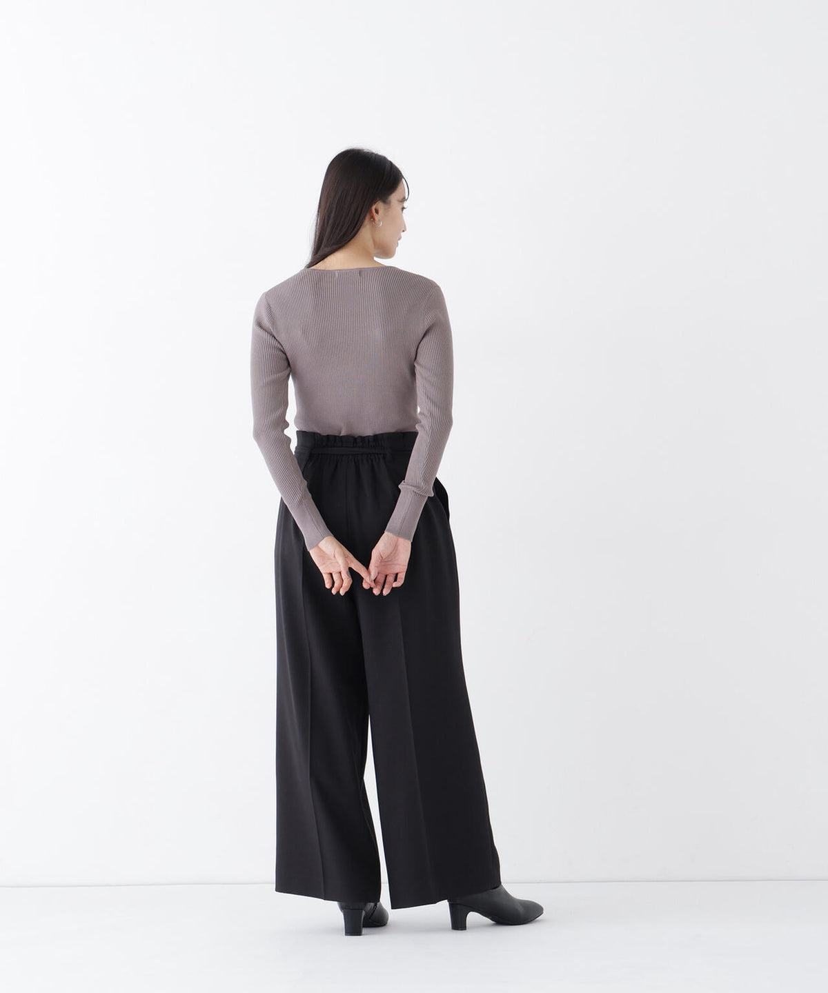 165cm 着用サイズ:FR