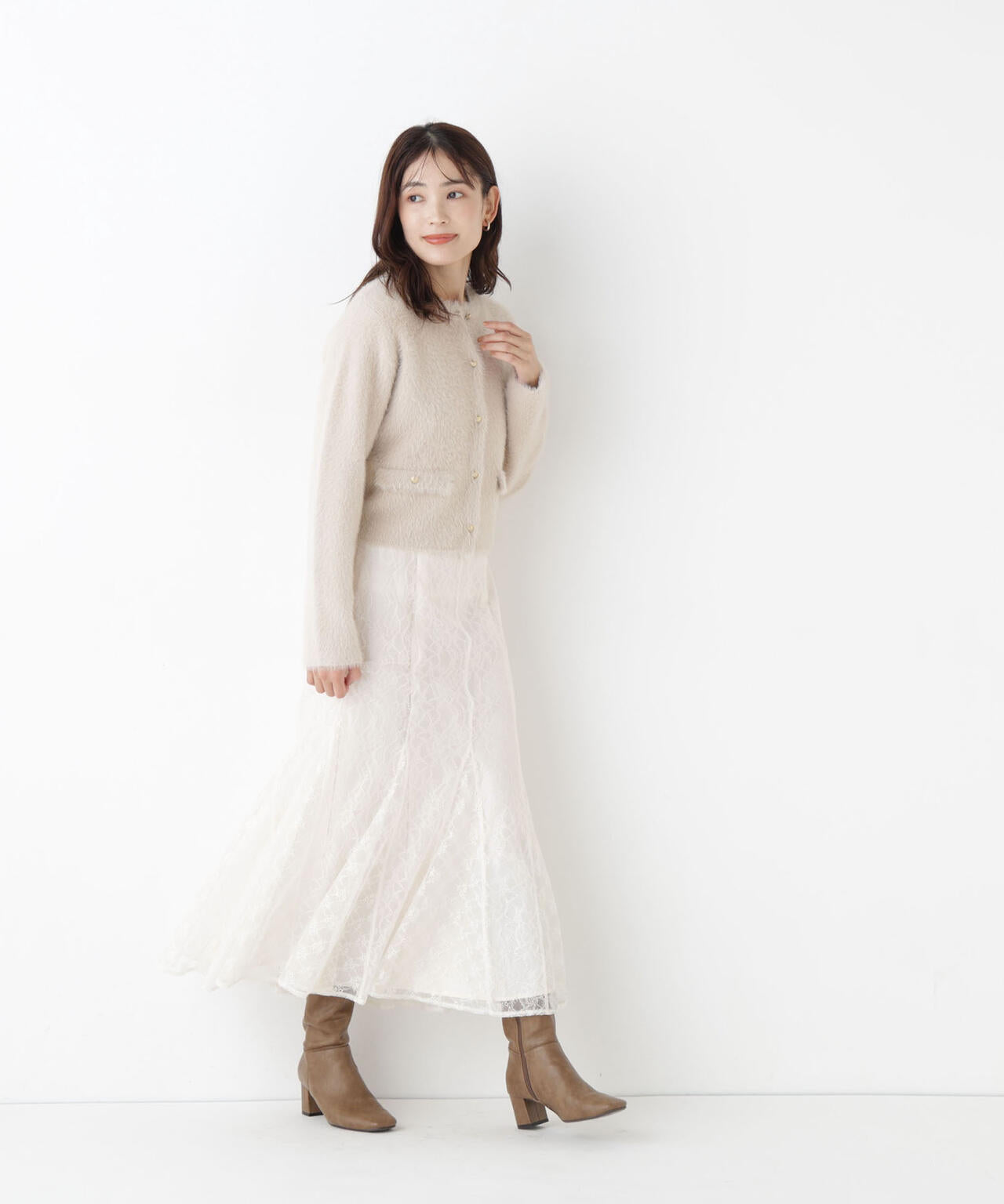 164cm 着用サイズ:FR