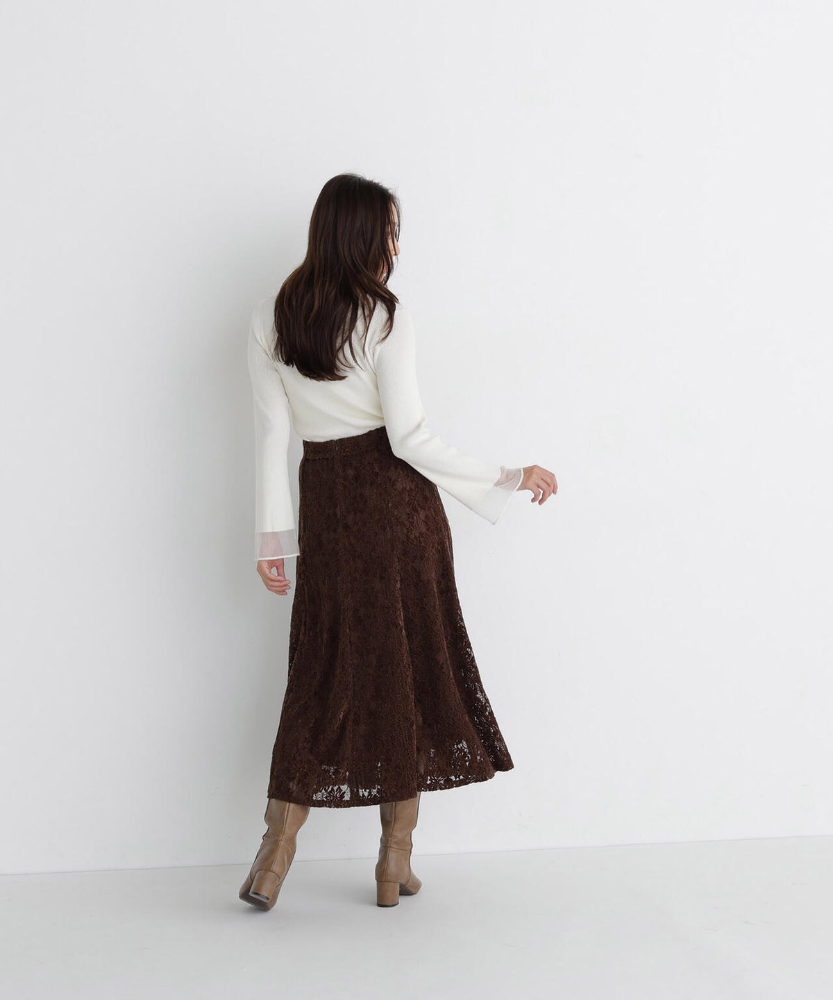 165.5cm 着用サイズ:FR