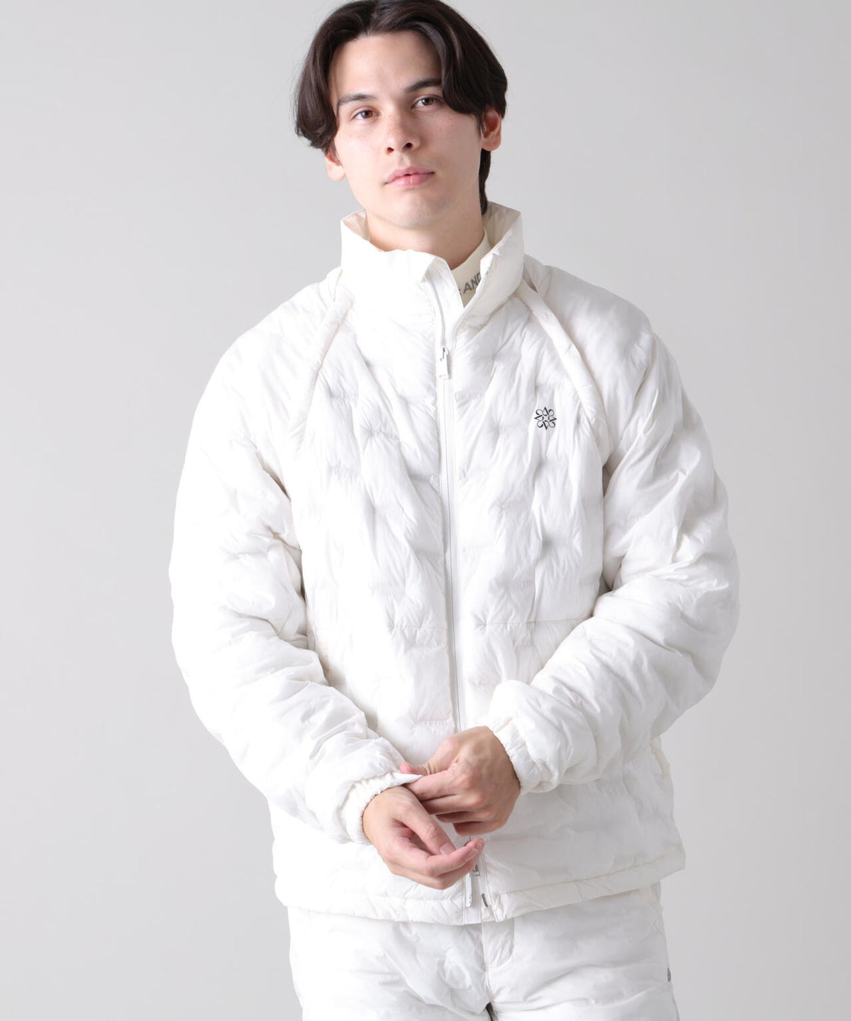 H:183cm C:94cm W:78cm H:95cm 着用サイズ:L