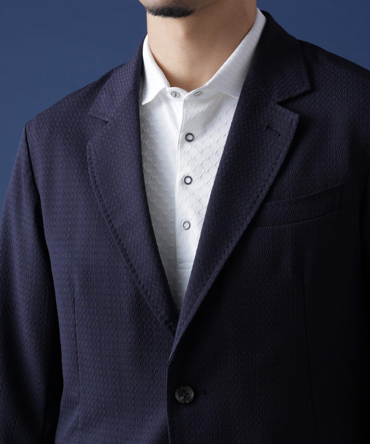 185cm C: 97 W:79 H:95 着用サイズ:L