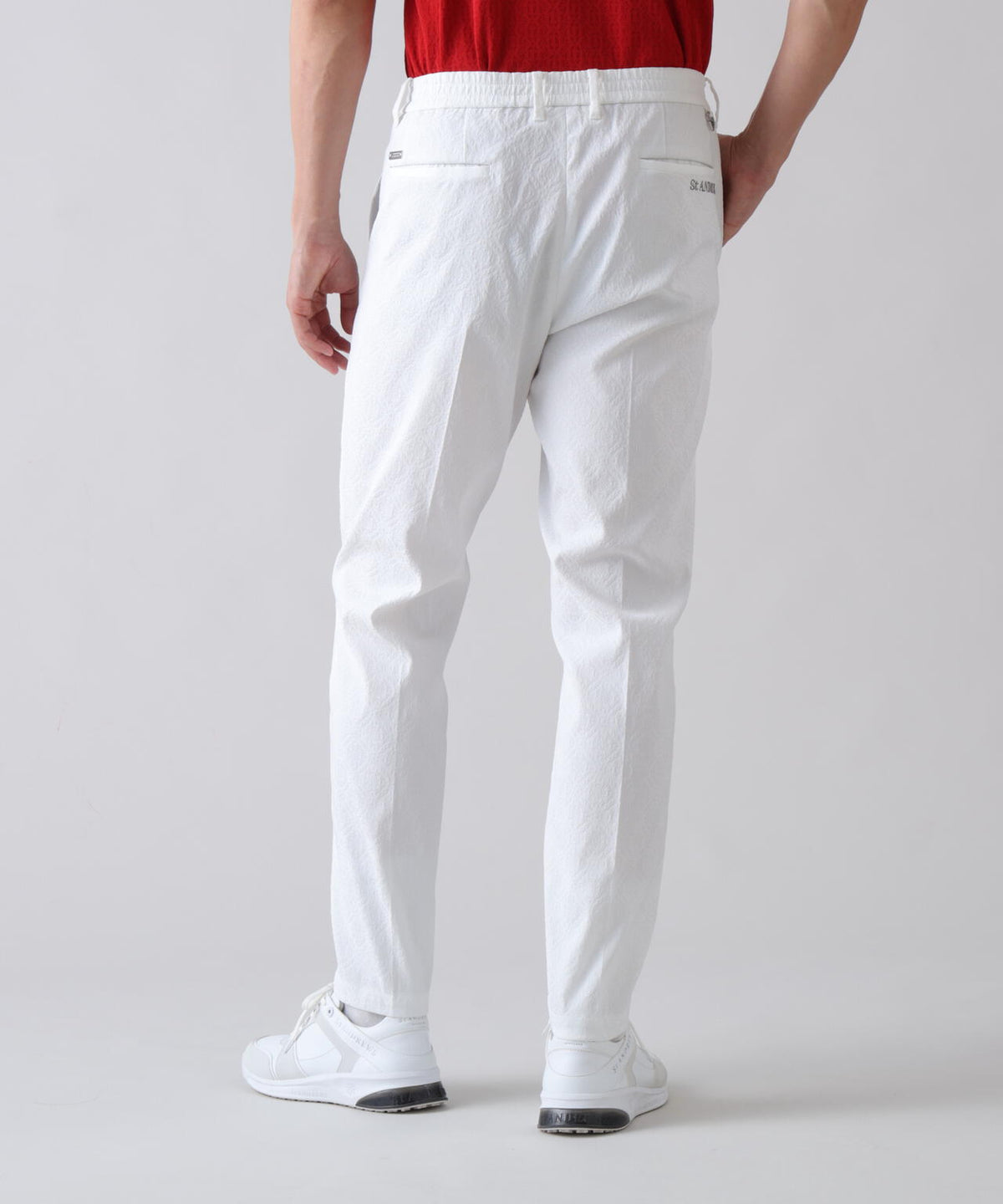 185cm C: 97 W:79 H:95 着用サイズ:L