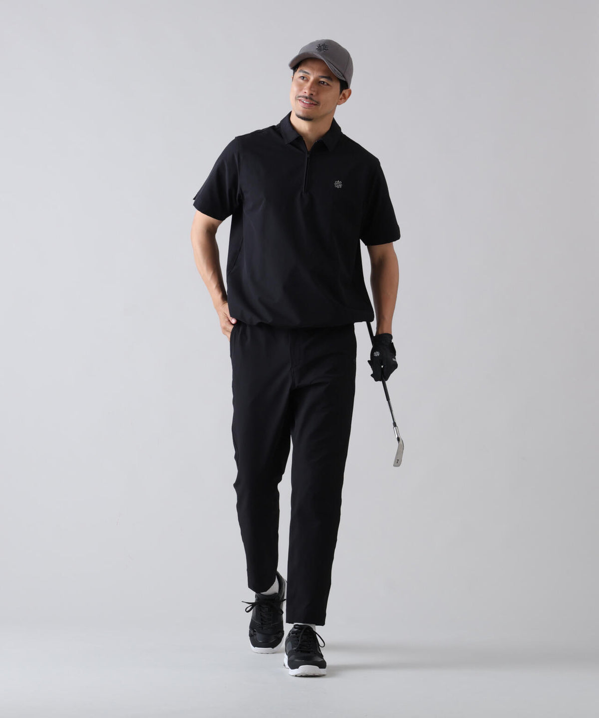 185cm C: 97 W:79 H:95 着用サイズ:L
