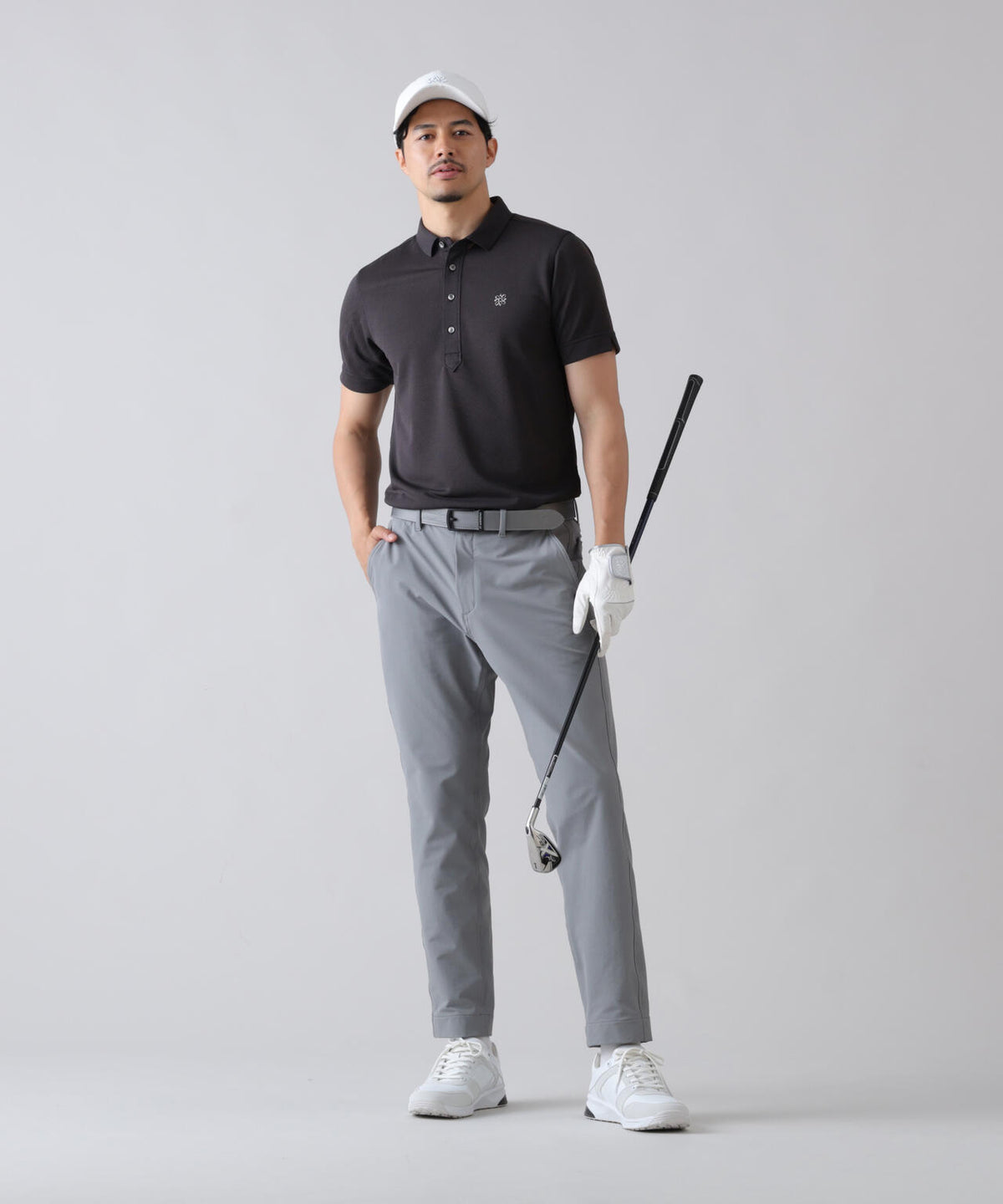 185cm C: 97 W:79 H:95 着用サイズ:L