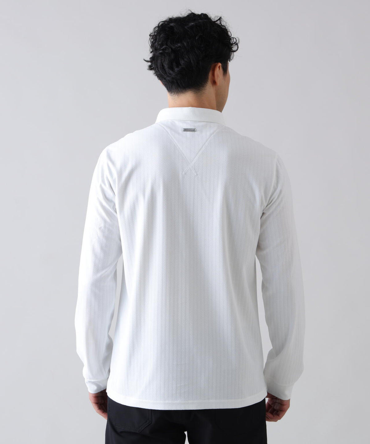 185cm C: 97 W:79 H:95 着用サイズ:L