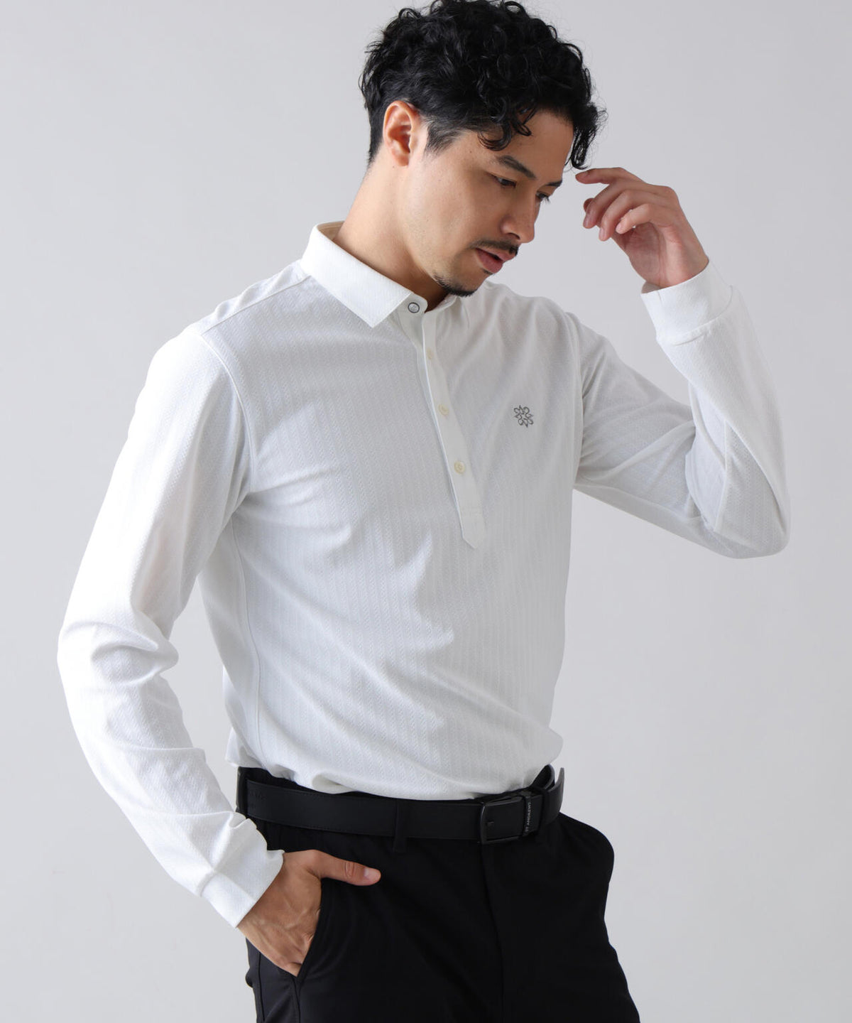 185cm C: 97 W:79 H:95 着用サイズ:L