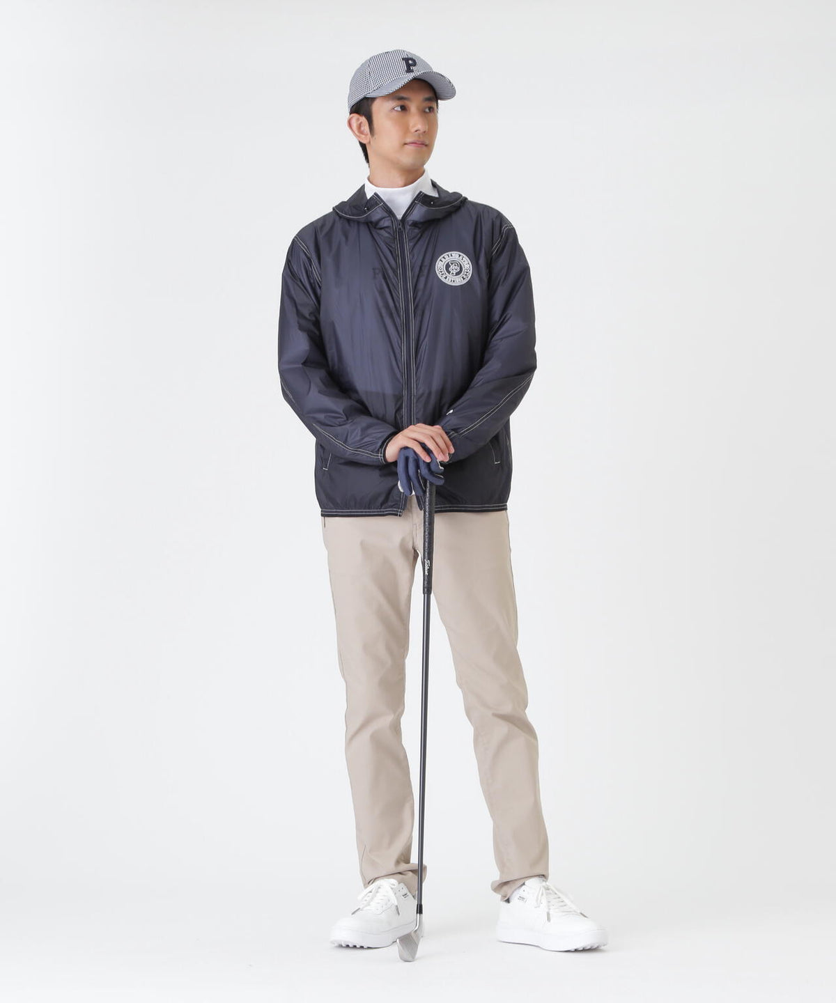 H:182cm/C:93/W:77/H:91 着用サイズ:5