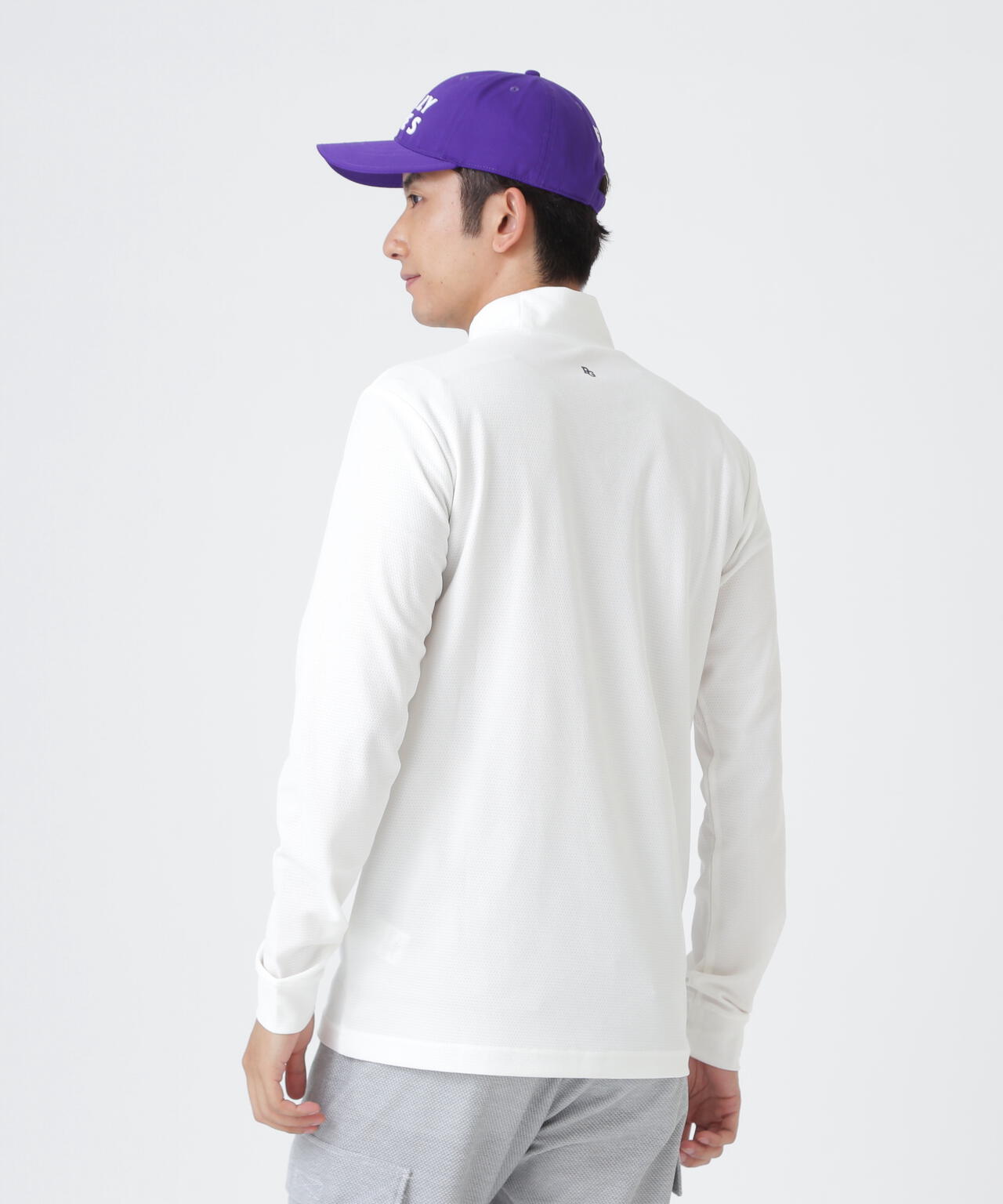 H:182cm/C:93/W:77/H:91 着用サイズ:5