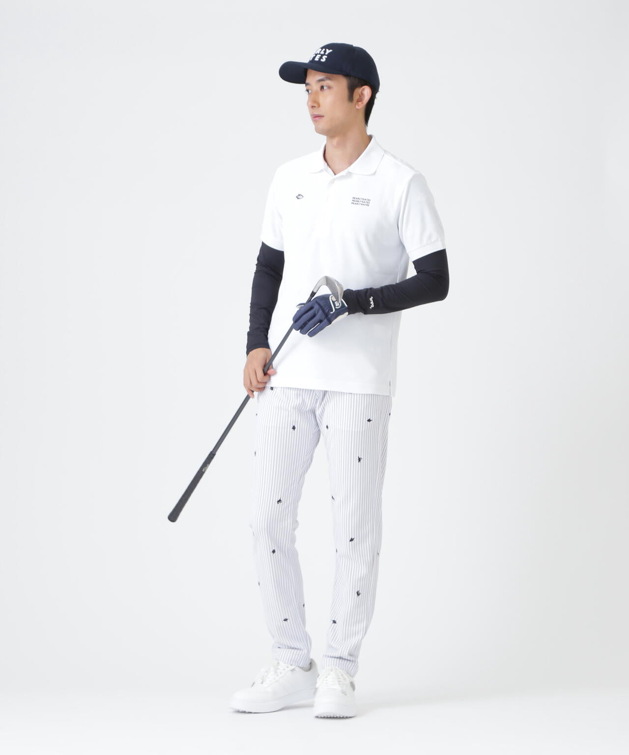 H:182cm/C:93/W:77/H:91 着用サイズ:5