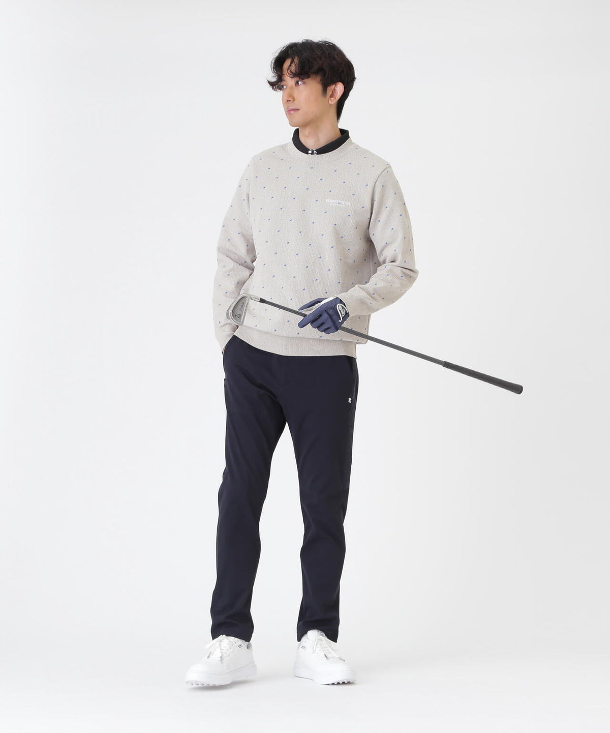H:182cm/C:93/W:77/H:91 着用サイズ:5