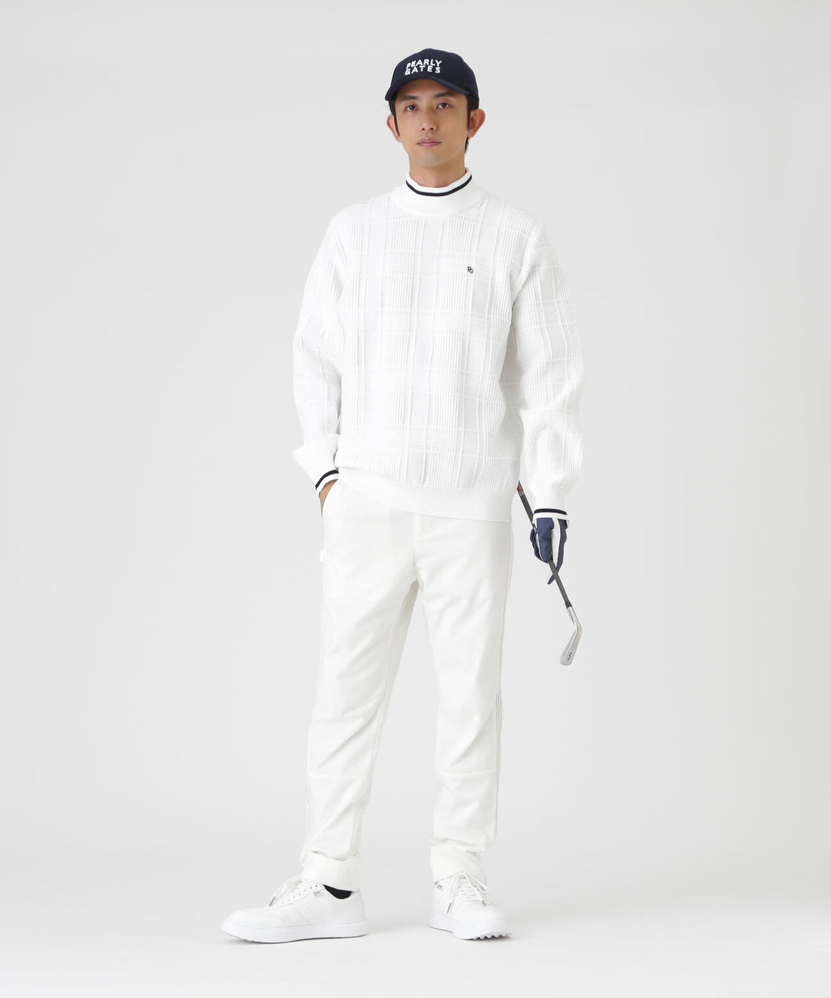 H:182cm/C:93/W:77/H:91 着用サイズ:5
