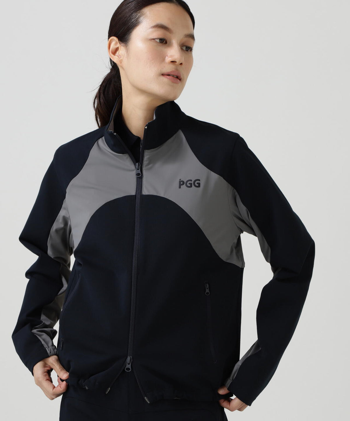 165cm/B:77cm/W:57cm/H:79cm 着用サイズ:1