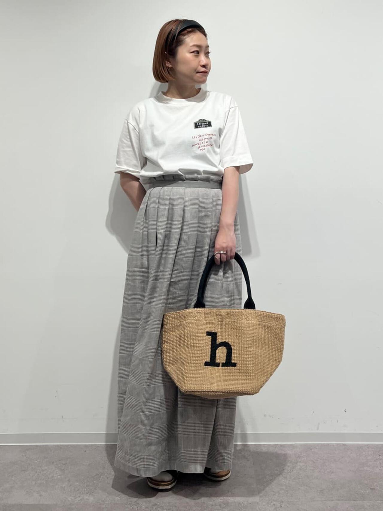スポーティーロゴTシャツ