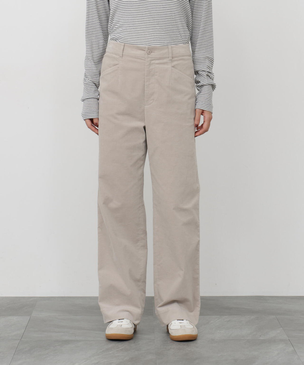 165cm/B:77cm/W:57cm/H:79cm 着用サイズ:M