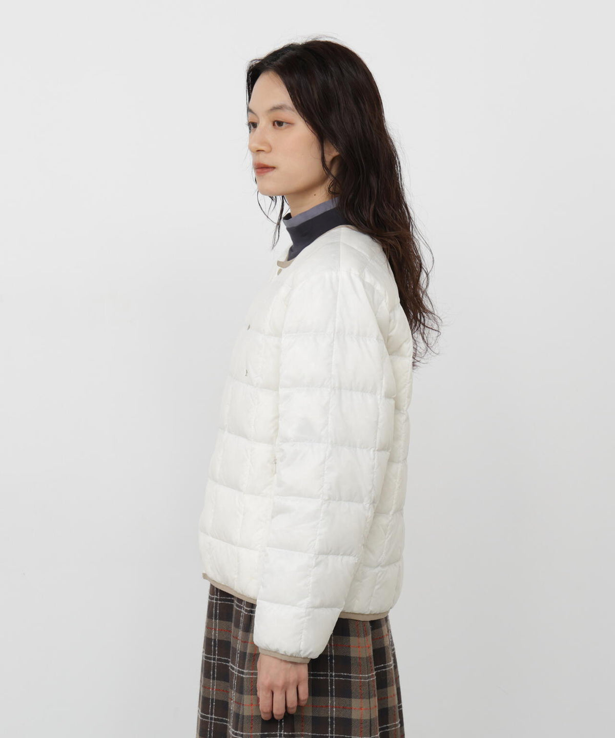 165cm/B:77cm/W:57cm/H:79cm 着用サイズ:M