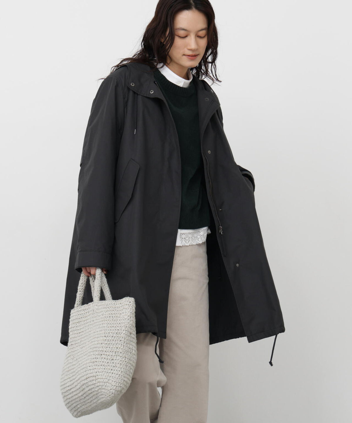165cm/B:77cm/W:57cm/H:79cm 着用サイズ:M