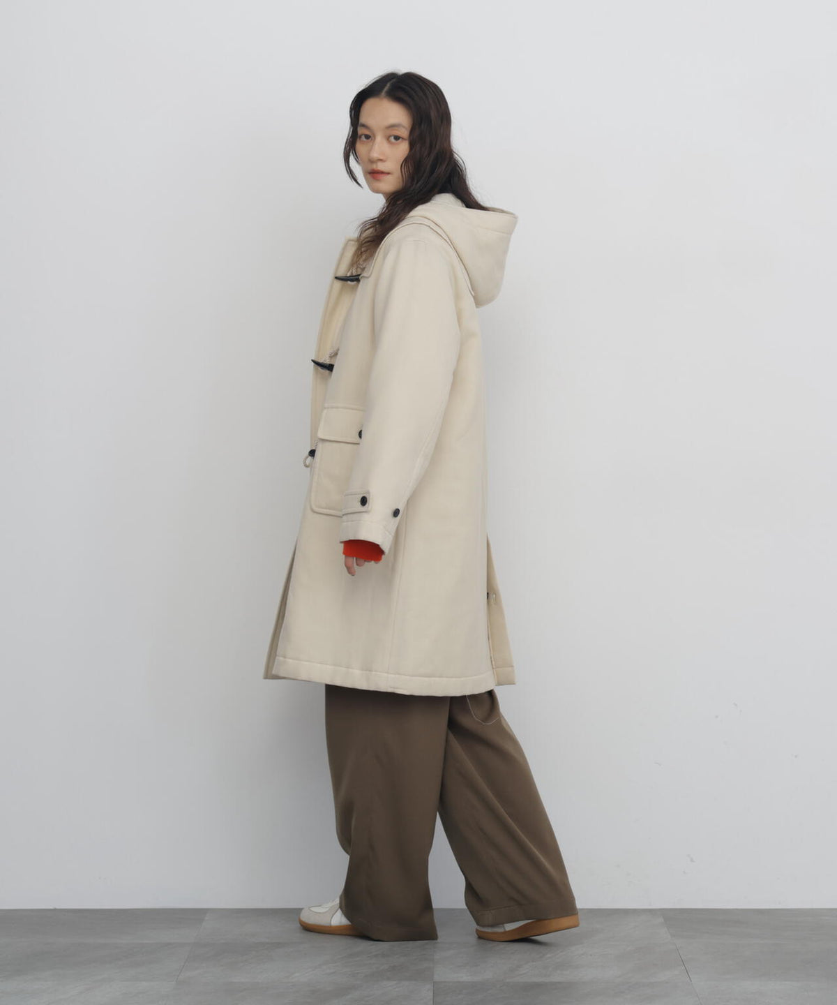 165cm/B:77cm/W:57cm/H:79cm 着用サイズ:M