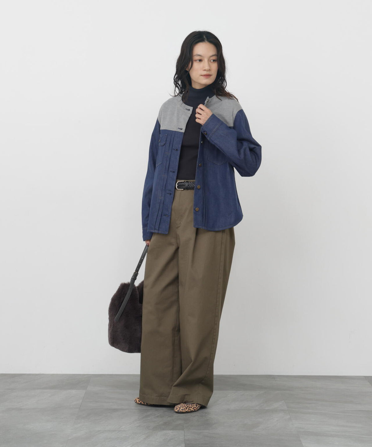165cm/B:77cm/W:57cm/H:79cm 着用サイズ:M