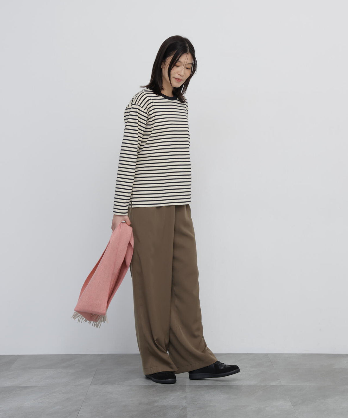 身長168cm B82 W59 H88 着用サイズ:M