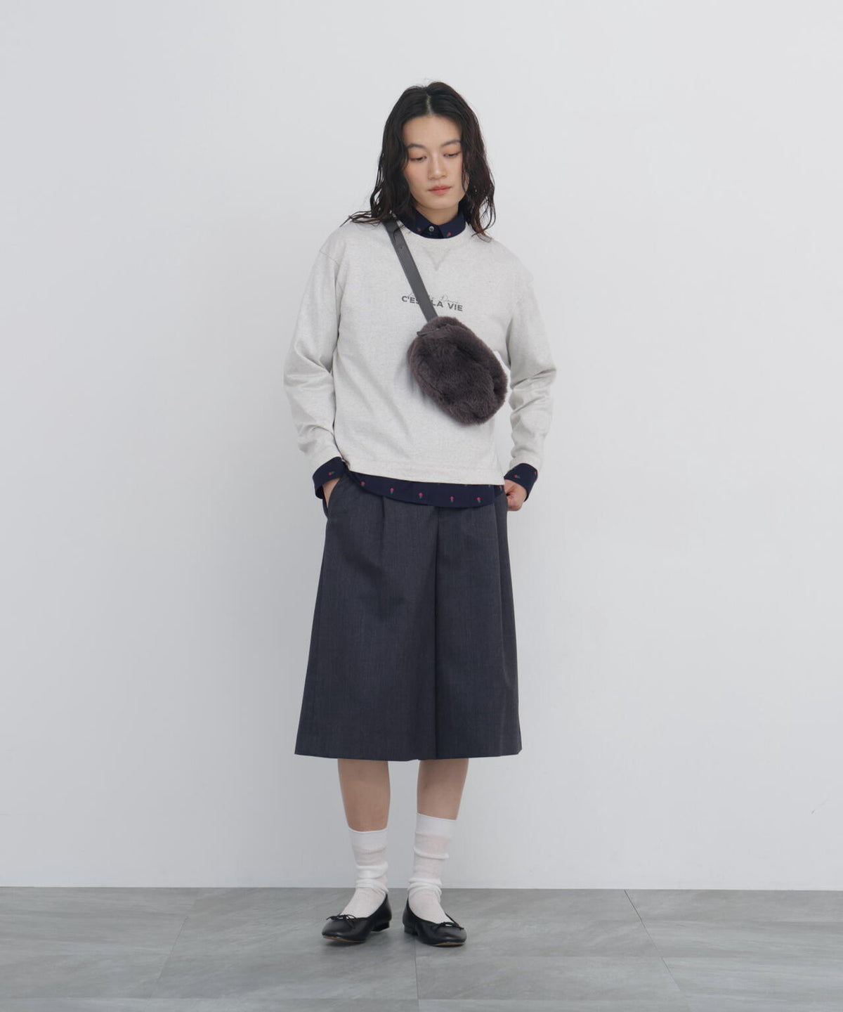 165cm/B:77cm/W:57cm/H:79cm 着用サイズ:M