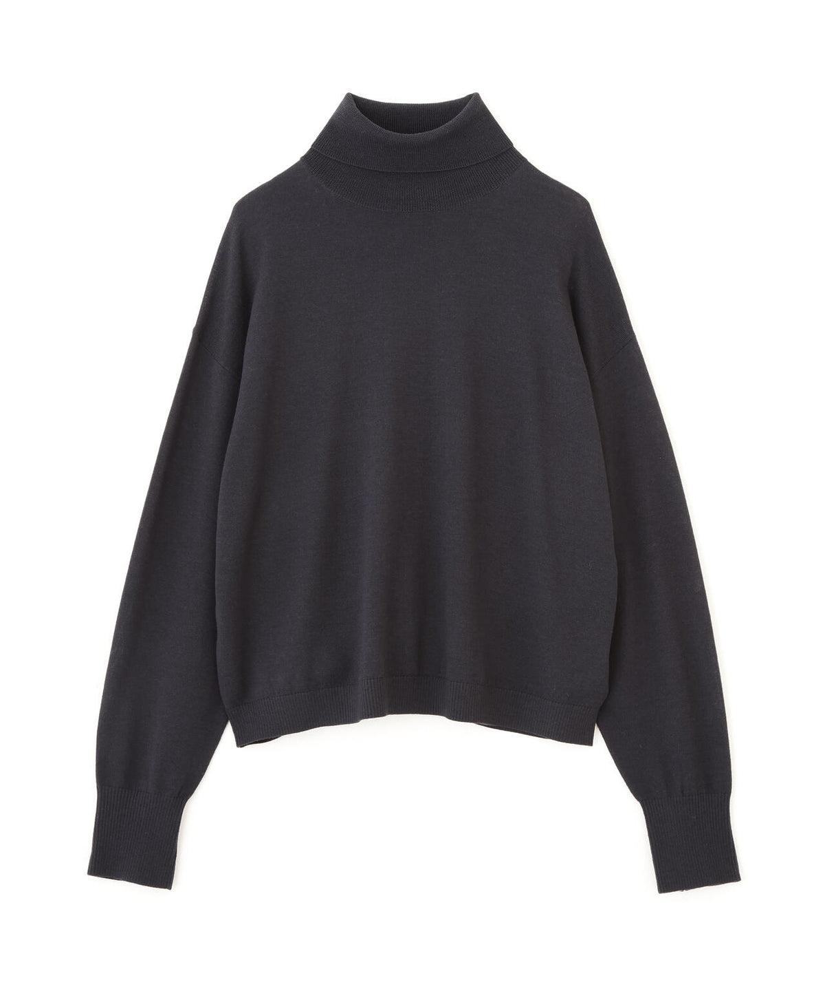 身長168cm B82 W59 H88 着用サイズ:M