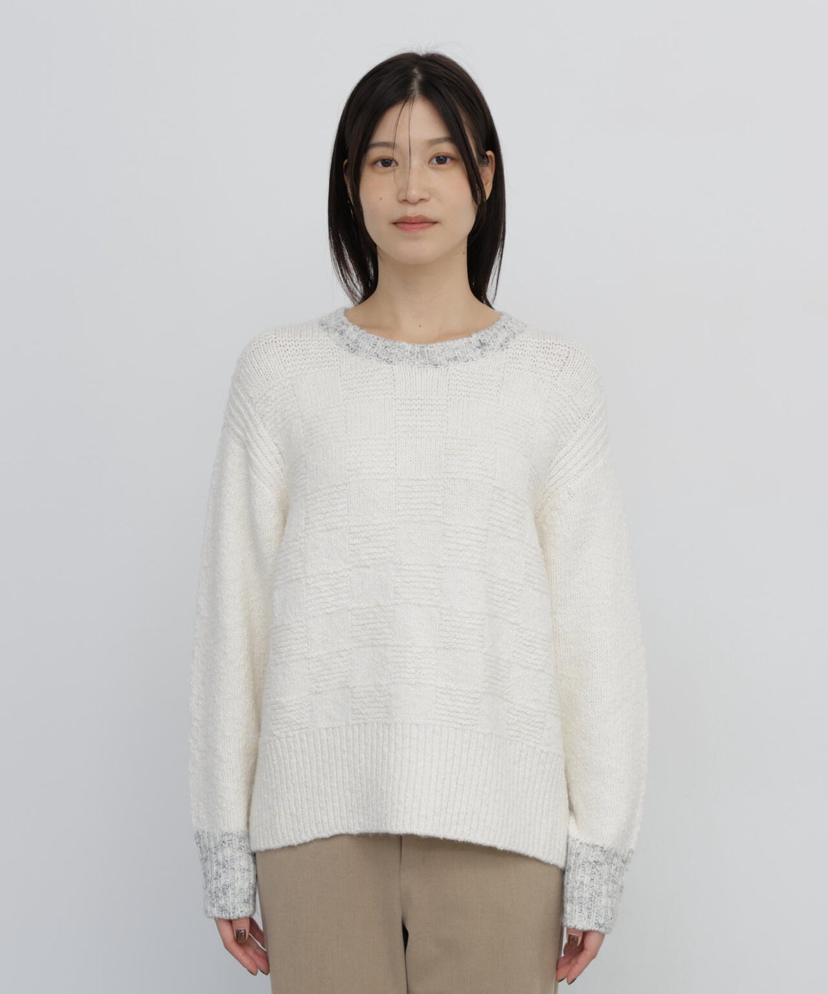 身長168cm B82 W59 H88 着用サイズ:M