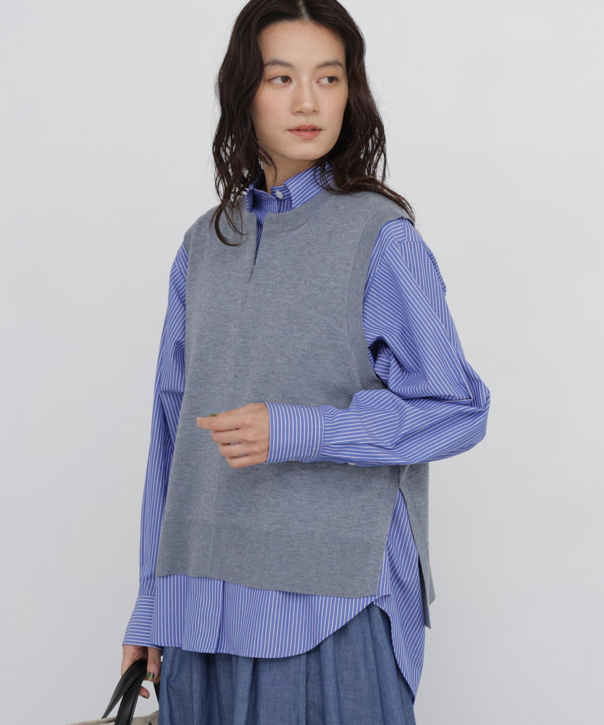 165cm/B:77cm/W:57cm/H:79cm 着用サイズ:M