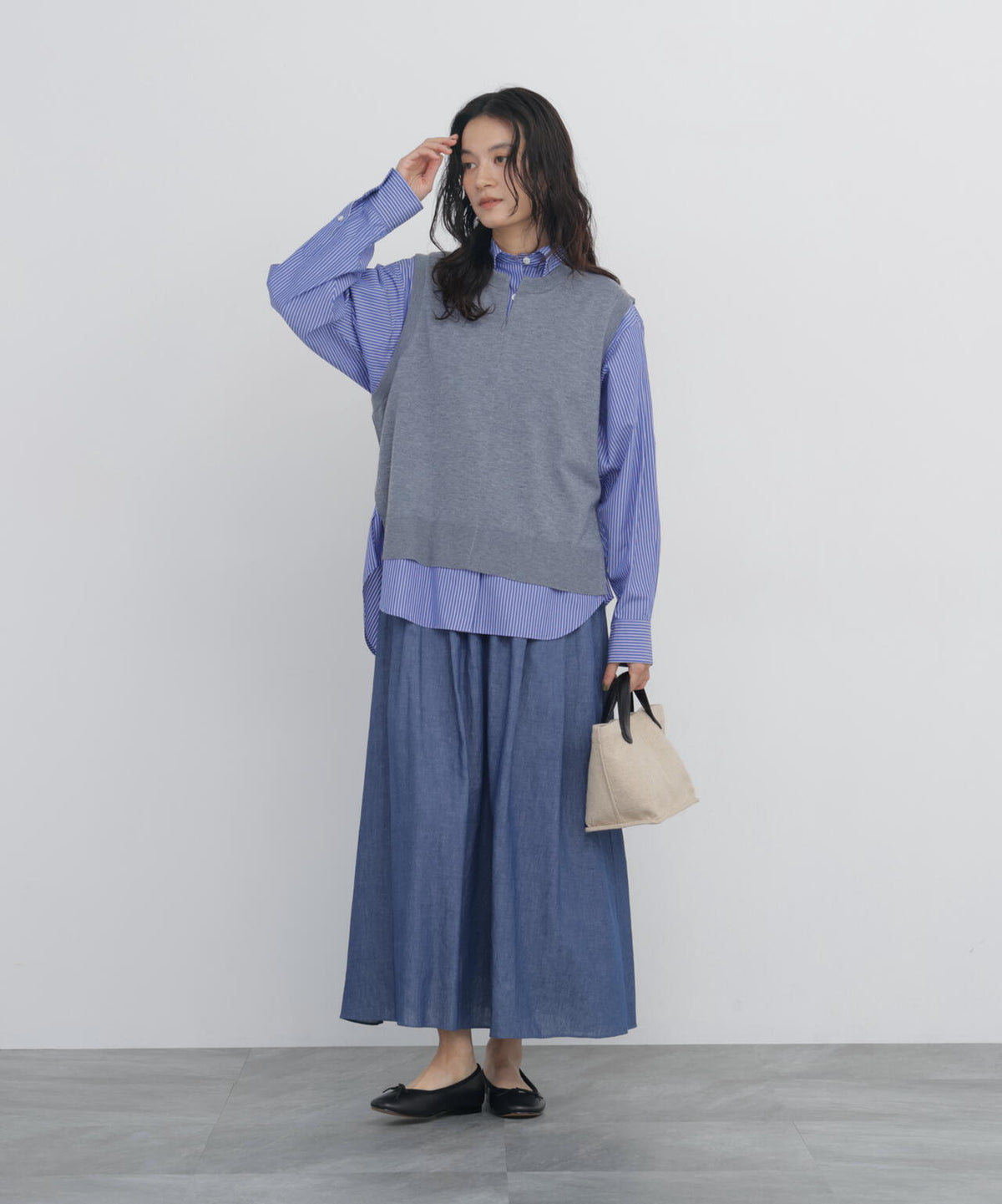 165cm/B:77cm/W:57cm/H:79cm 着用サイズ:-