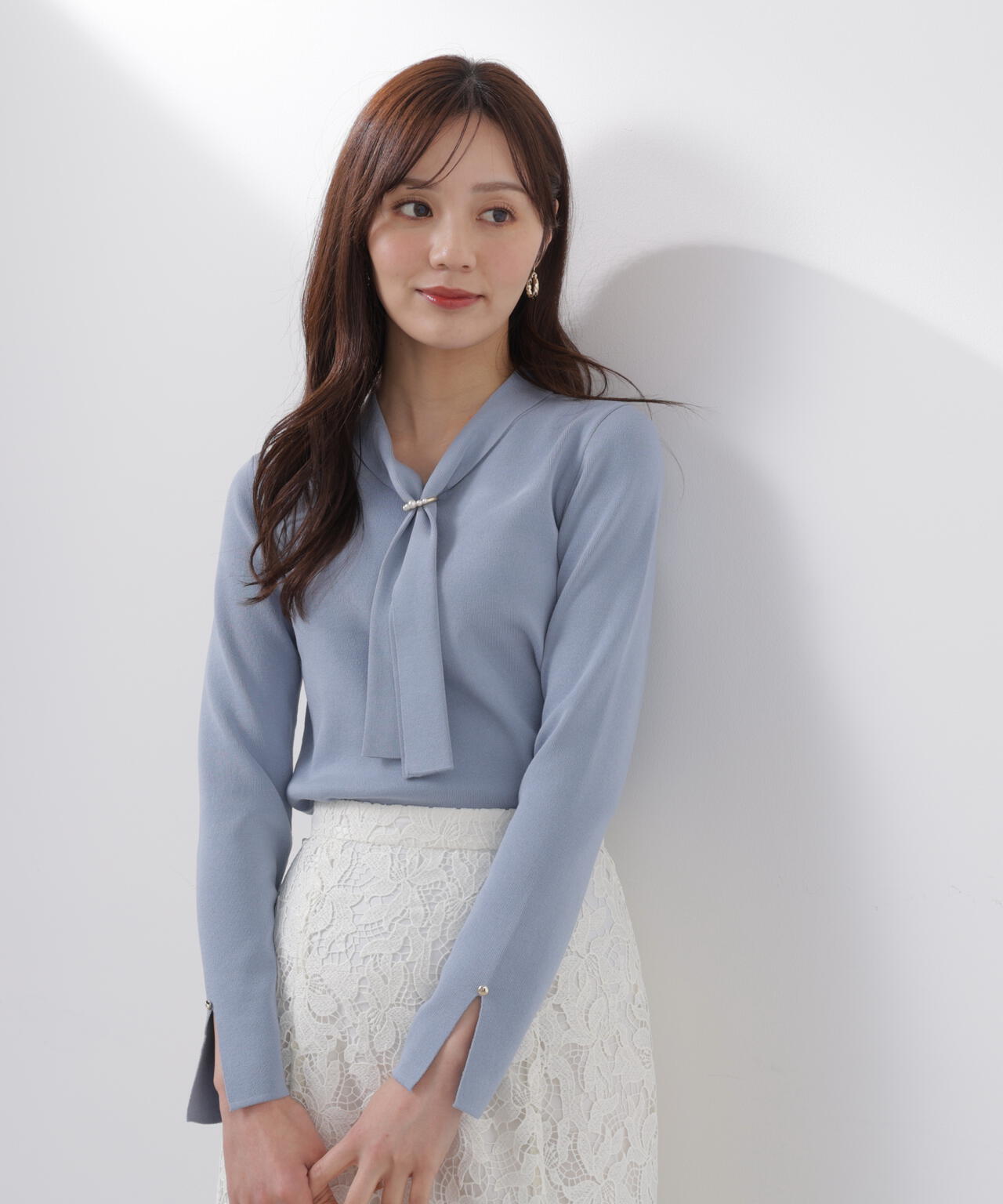 パールリングボウタイニット【グレー:official site・ZOZOTOWN・一部店舗限定】