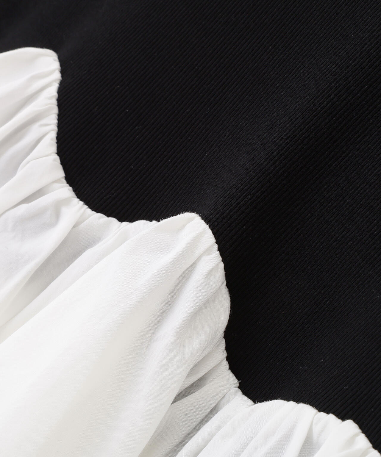 167cm 着用サイズ:FR