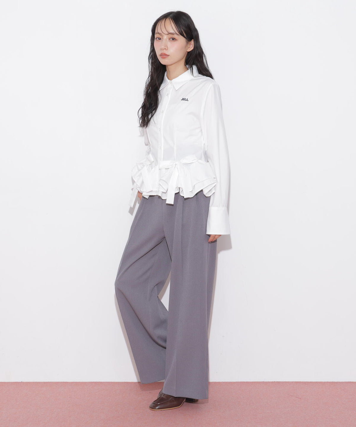 160cm 着用サイズ:FR