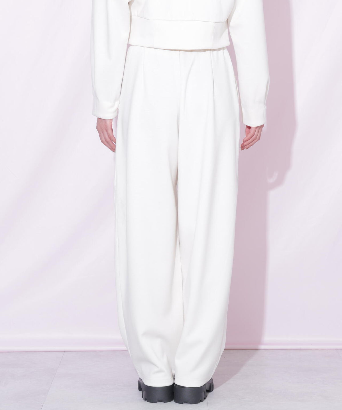 162cm 着用サイズ:FR