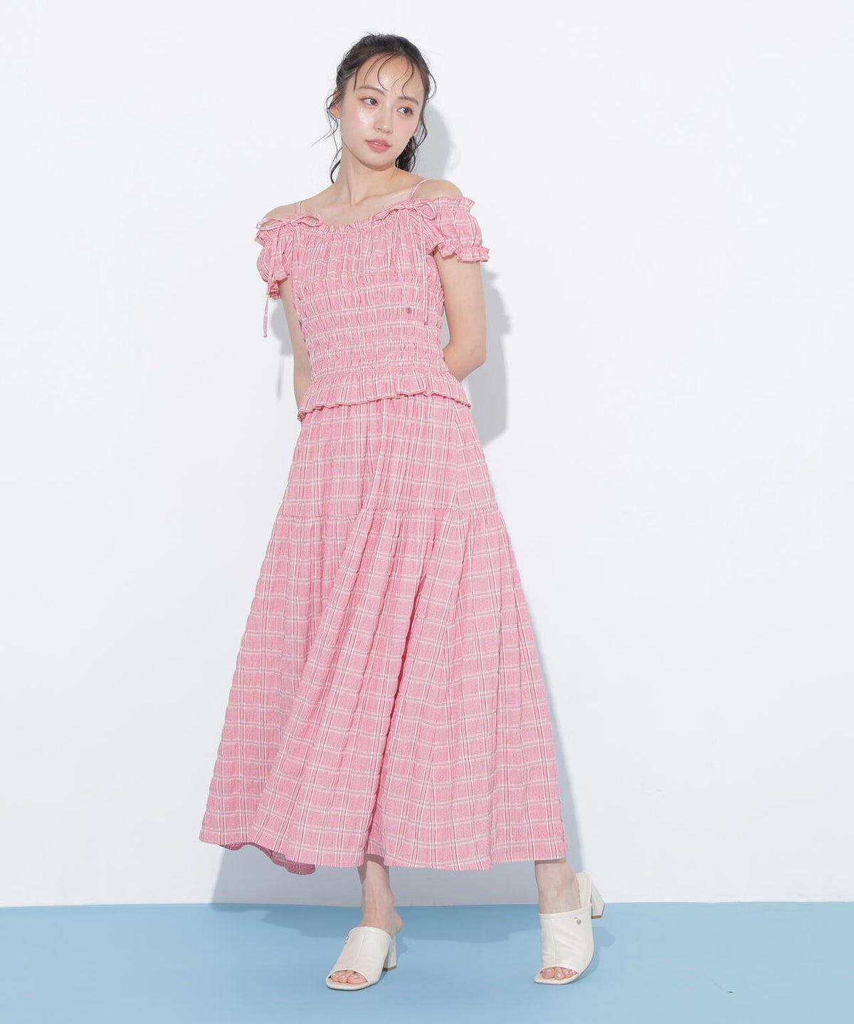 160cm 着用サイズ:FR