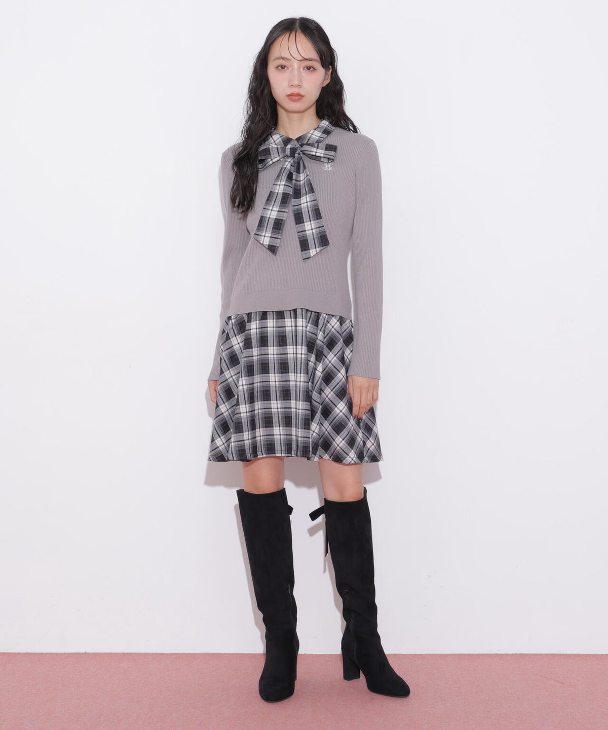 160cm 着用サイズ:FR