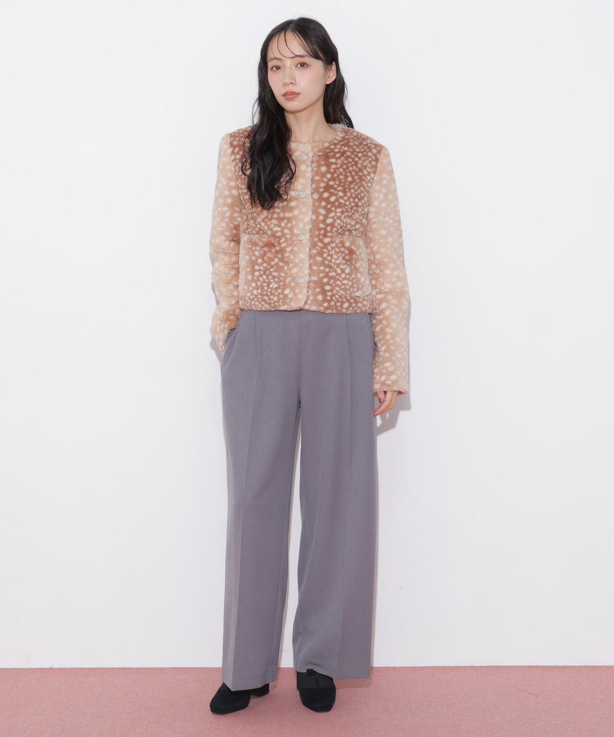 160cm 着用サイズ:FR