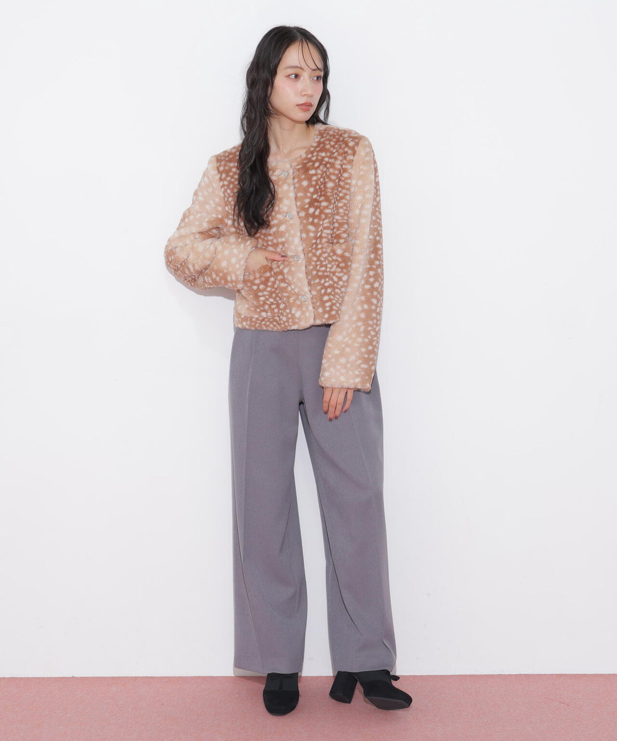 160cm 着用サイズ:FR