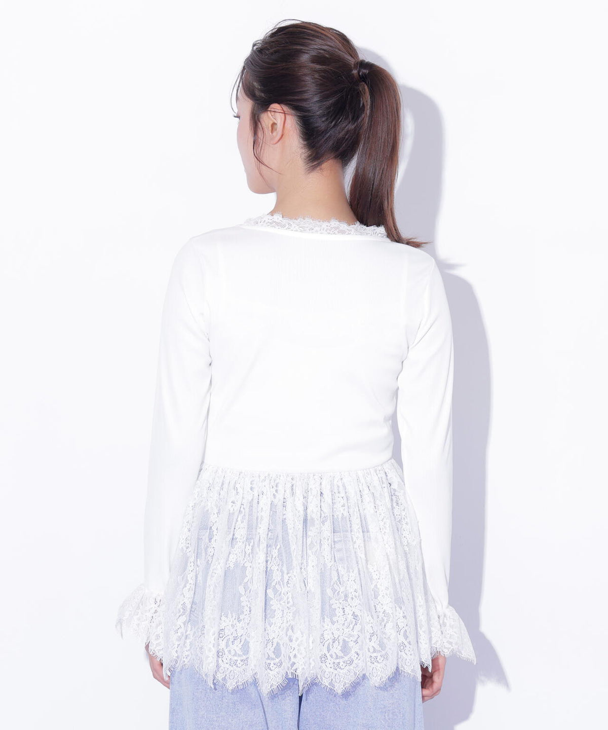 170cm 着用サイズ:FR