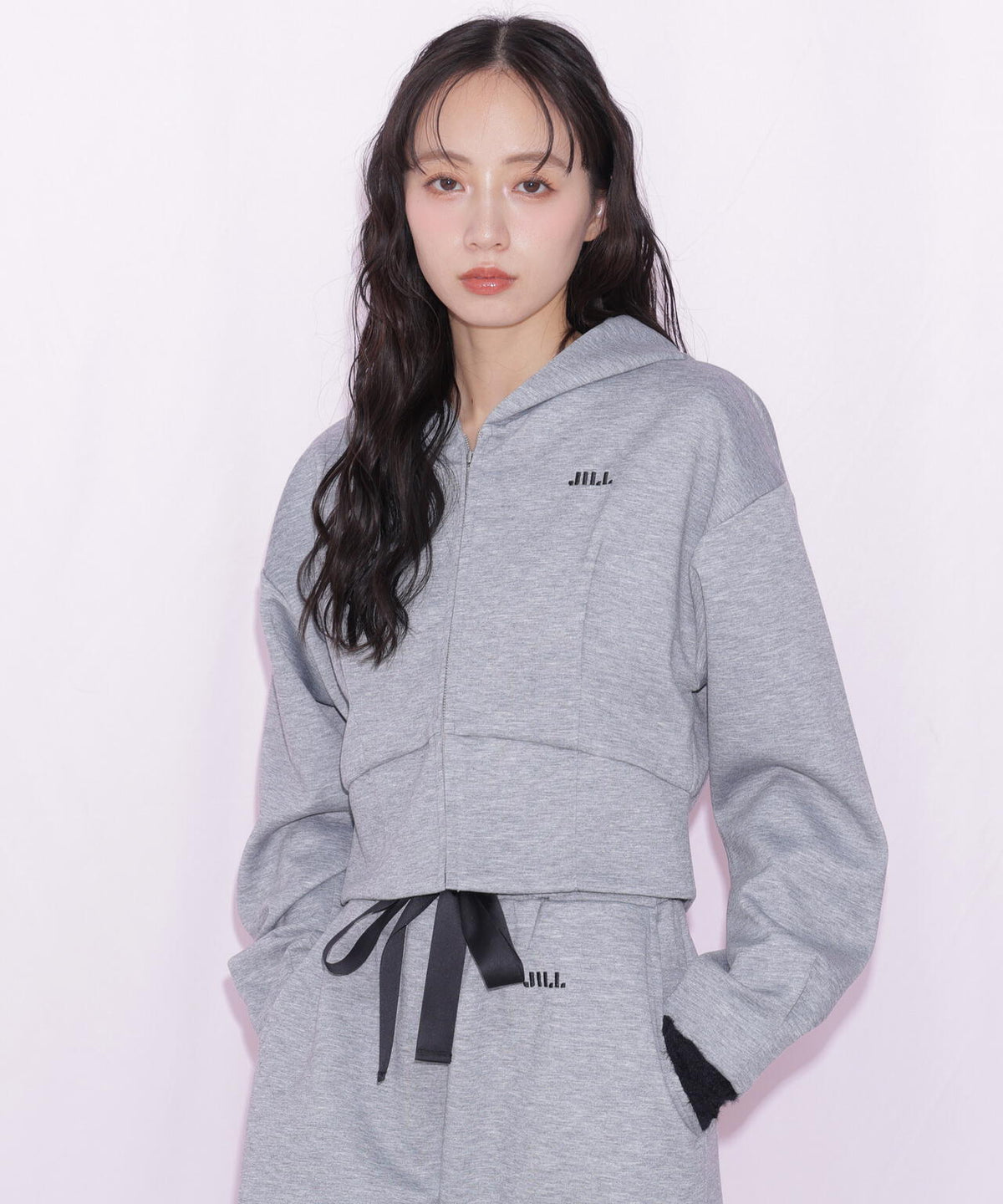 160cm 着用サイズ:FR